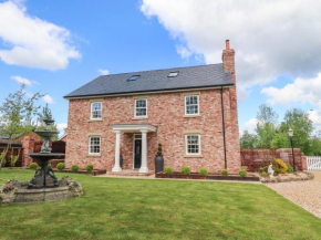 Moor End Manor